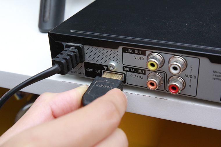 Cách kết nối tivi với đầu DVD qua cổng HDMI